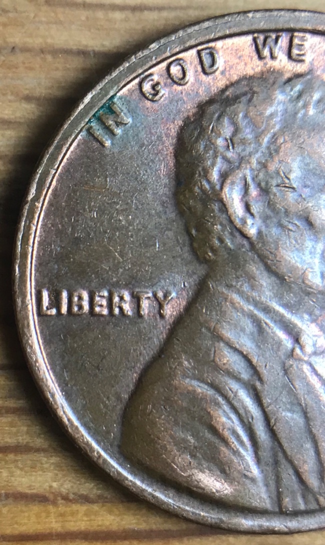 1982-Bronze-Penny-Lg-Or-Sm-Date?